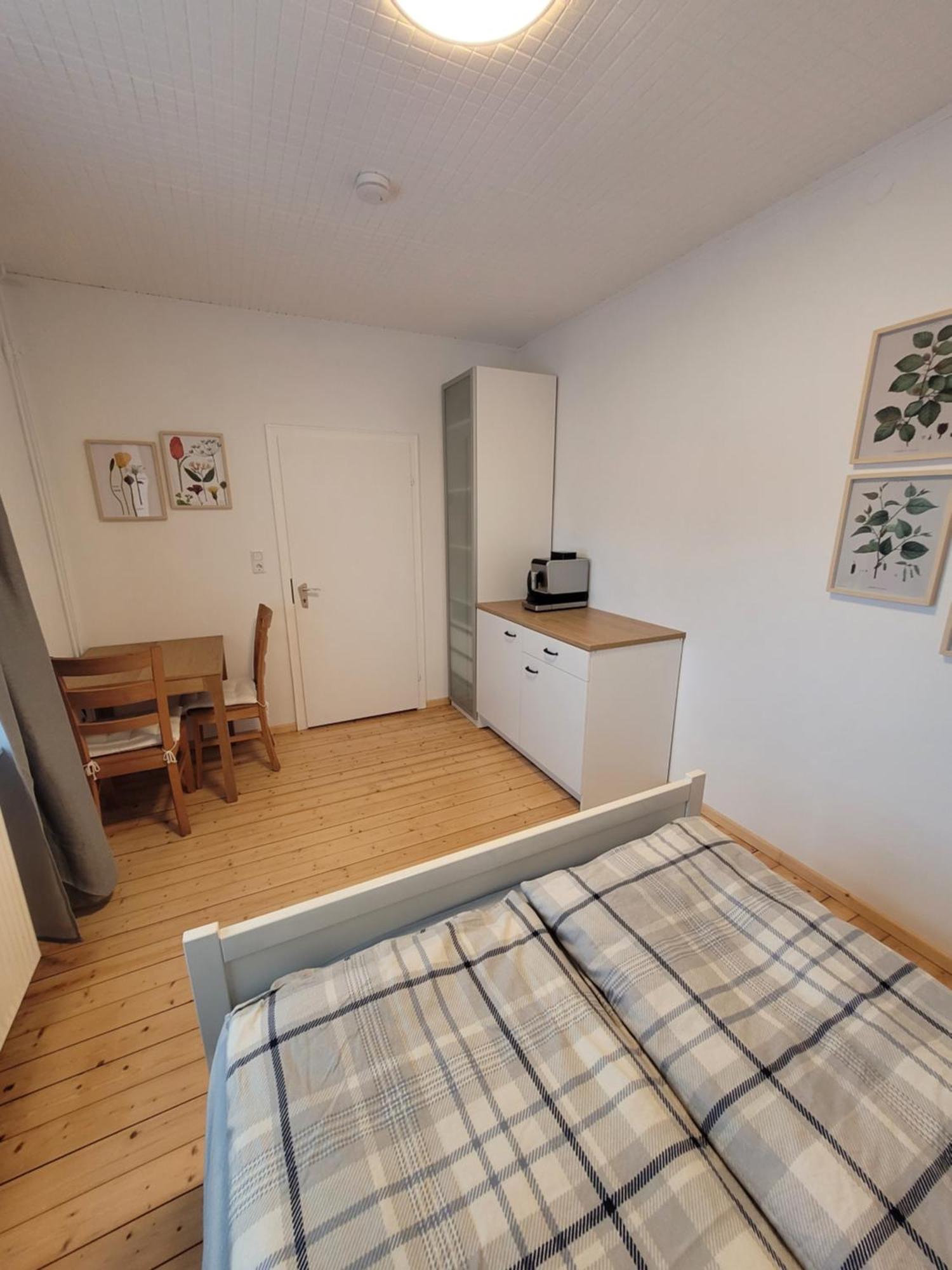Ruhige, Kleine Unterkunft In Weyhe, Naehe Bremen Екстер'єр фото